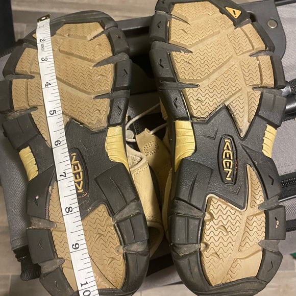 Men’s keen sandals 8 waterproof no size dot - Picture 2 of 5